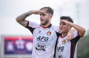 Gomez Cetak Dua Gol: Persik Kalahkan Arema 3-2 dalam Laga Dramatis