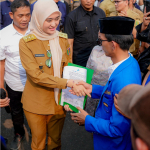 Aspirasi Mahasiswa PMII Dikawal, Wagub Lampung Temui Massa Aksi     Aspirasi Mahasiswa PMII Disampaikan Langsung kepada Wagub Lampung