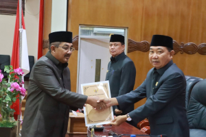 Bupati Anwar Sadat Apresiasi Kekompakan DPRD, Paripurna III Bahas Ranperda Strategis untuk Tanjung Jabung Barat