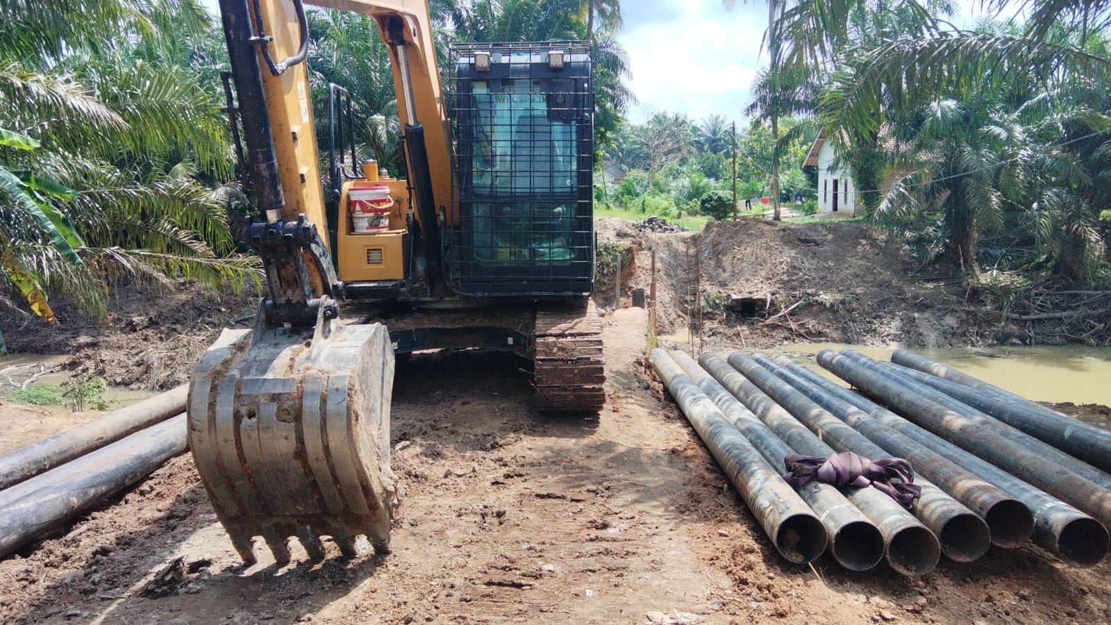 Jembatan Desa Kota Dewa Mulai Dibangun, Akses Warga Kecamatan Bahuga Makin Lancar