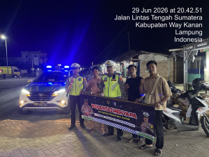 Patroli Malam Kasatlantas Polres Way Kanan, Arus Lalin Jalinteng Alang-Alang Ramai Lancar