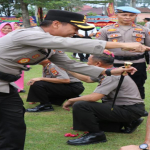 Kapolres Lampung Barat Pimpin Kenaikan Pangkat Personel Polres Lampung Barat