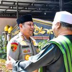 Kapolda Jabar Sholat Jumat Keliling dan Silaturahmi ke Ponpes Al-Khairiyah, Perkuat Sinergitas Polri dengan Ulama