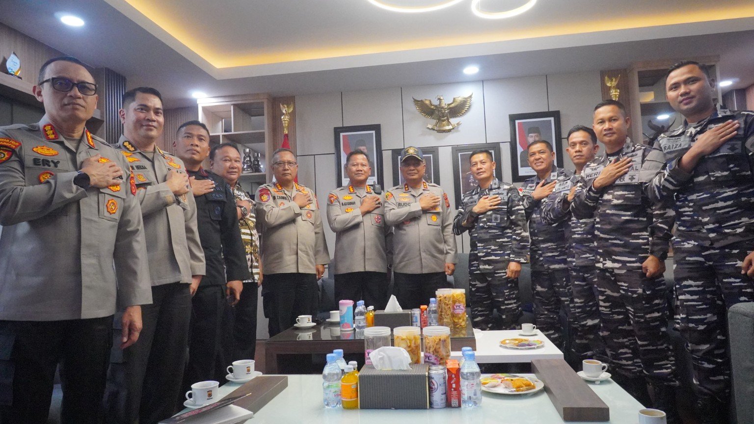 Sinergitas Maritim Aceh | Kapolda Aceh Terima Silaturahmi Danlanal Sabang, Perkuat Pengamanan Wilayah Perairan