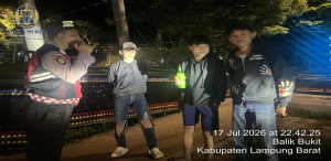 Patroli Rutin Sat Samapta Polres Lampung Barat Sasar Pemuda yang Masih Nongkrong Lewat Tengah Malam
