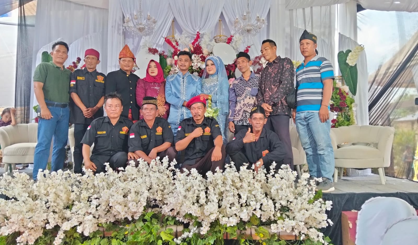 KOSTRAT DPAC Banjit Pererat Sinergitas dengan Pemerintah dan Masyarakat Way Kanan, Hadiri Resepsi Pernikahan Keluarga Besar