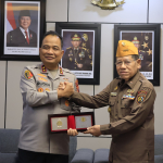 Kapolda Aceh Terima Silaturahmi LVRI, Bahas Persiapan Hari Veteran Nasional ke-77