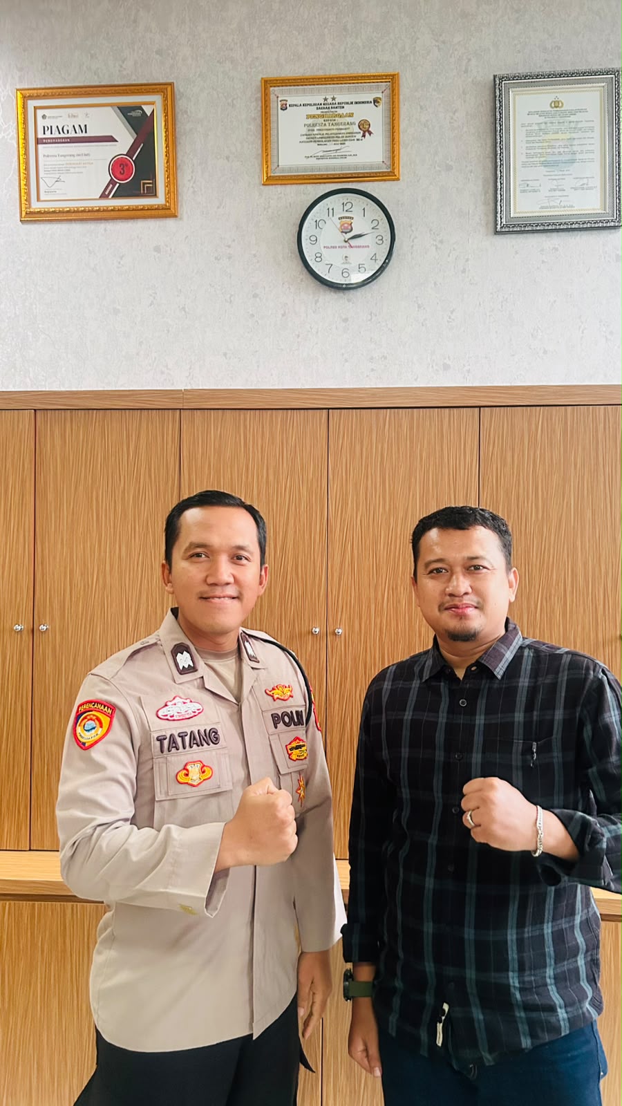 Wartawan Warta Hukum.id Jalin Koordinasi dengan Humas Polresta Tangerang, Perkuat Sinergi Pemberitaan
