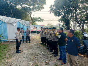 Kapolsek Tigaraksa Bersama Camat dan Lurah Kaduagung Cek Lahan Kering Terbakar