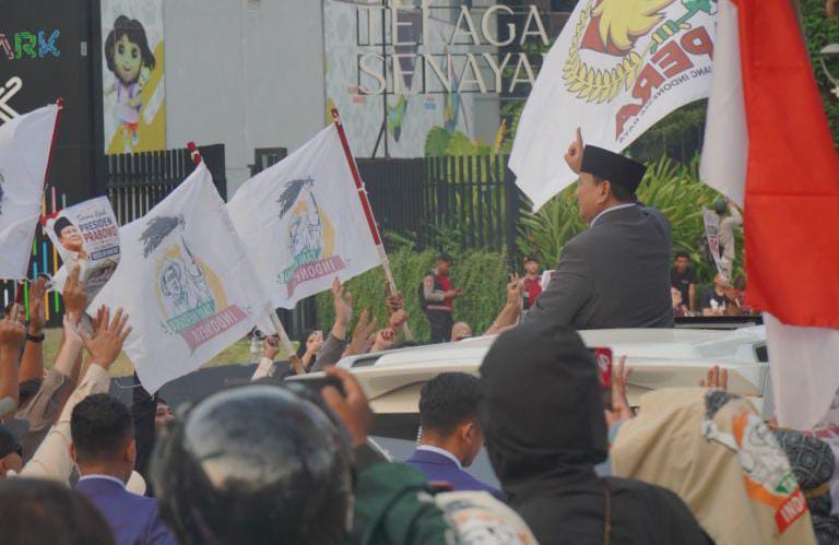 PRESIDEN PRABOWO SAPA 10 RIBU MASSA AKSI DAMAI DI GBK, DON MUZAKIR: PROGRAM RAKYAT HARUS DIJAGA DAN DIKAWAL