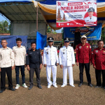 KHIDMAT DAN MERIAH, KEPALA KAMPUNG RAMBAT PIMPIN LANGSUNG UPACARA HUT KE-81 RI DI DUSUN III KAMPUNG KEMU BANJIT