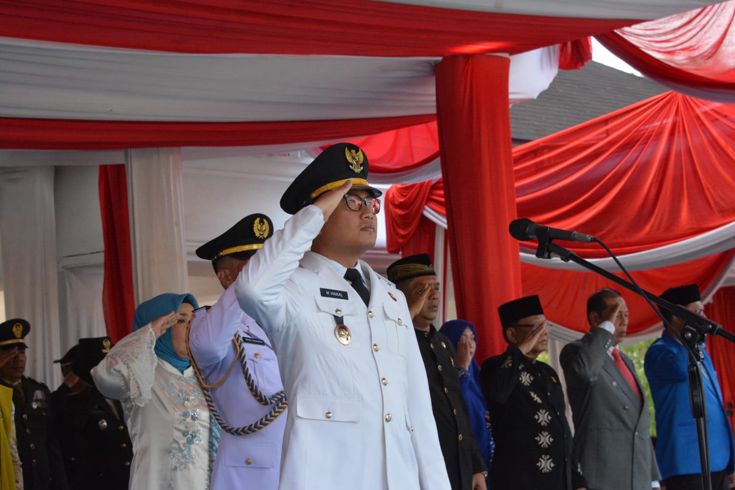 Wakil Wali Kota Langsa Pimpin Penurunan Bendera HUT RI