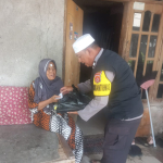 Bhabinkamtibmas Polsek Mauk Salurkan Sembako untuk Warga Kemiri