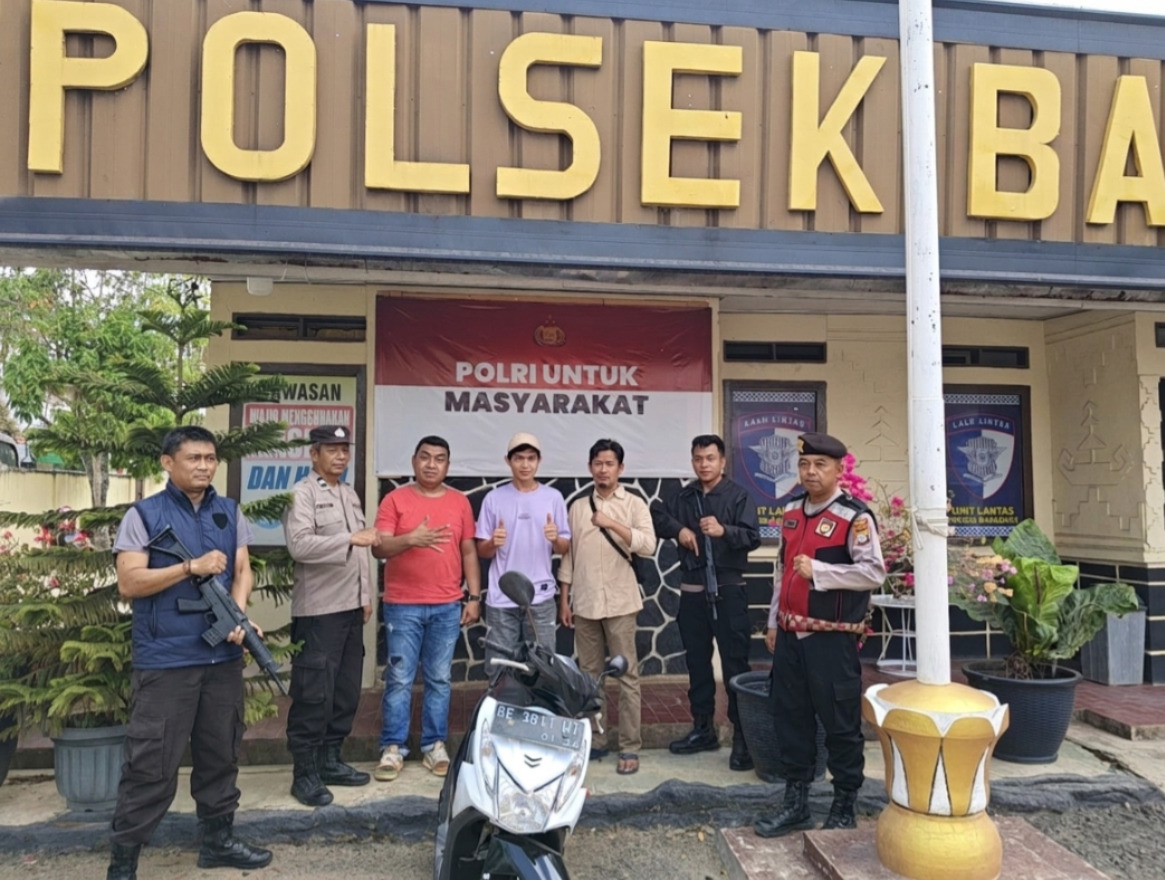 POLSEK BARADATU UNGKAP BARANG BUKTI MOTOR KASUS TINDAK PIDANA CURAT