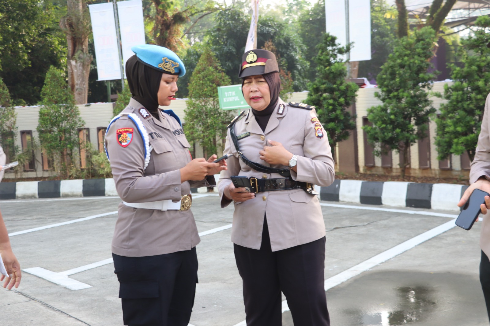 Sipropam Polresta Tangerang Cek HP Personel Terkait Judi Online Usai Upacara Hari Juang Polri