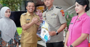 Kapolres Pringsewu Berganti, Bupati Tekankan Sinergi Jaga Kamtibmas dan Pelayanan Publik