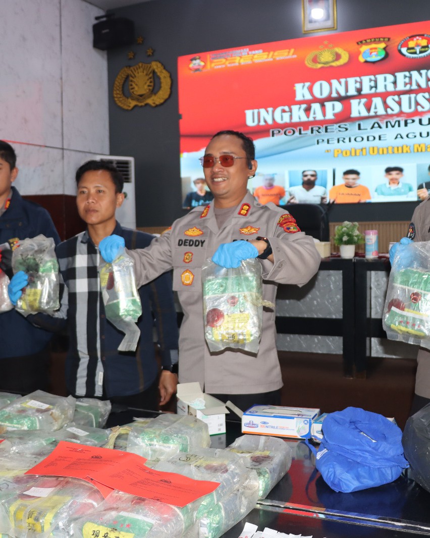 Polres Lampung Selatan Sita 42,8 Kg Sabu dan Amankan 12 Tersangka