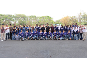 Sekda Lepas Kontingen Basket SMAN 1 Kota Cirebon Berlaga di DBL West Java 2026