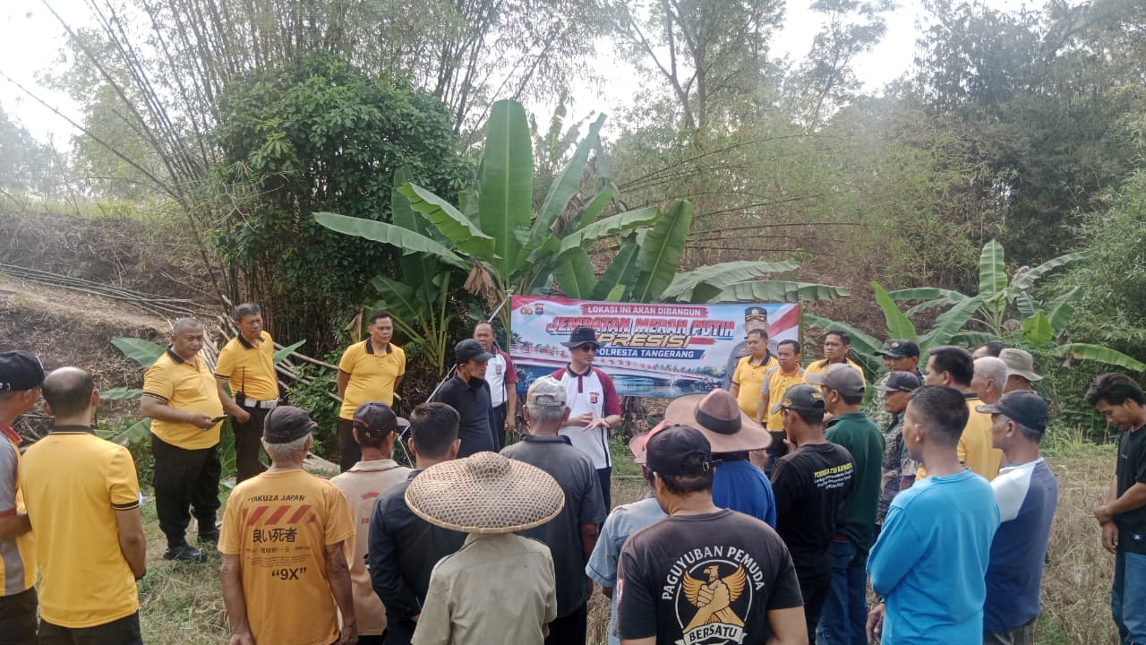 Polsek Tigaraksa Bersama Warga Gelar Korvey Persiapan Pembangunan Jembatan Merah Putih Presisi