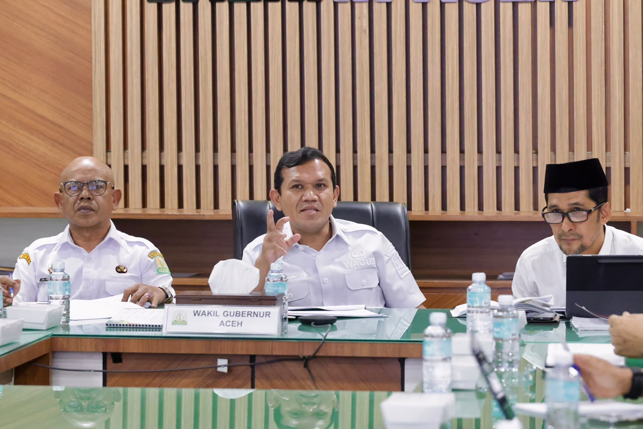 Wagub Dek Fadh Pimpin Rapat Tim Revisi UUPA, Pastikan Kewenangan Aceh Terjaga