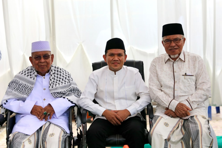 Wagub Aceh Hadiri Haul Ummi Arongan ke-1, Pererat Silaturahmi dengan Ulama dan Dayah