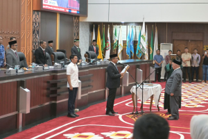 Plt Sekda Aceh Hadiri Paripurna PAW Anggota DPRA dari PPP
