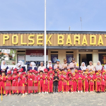 Polisi Sahabat Anak, Polsek Baradatu Terima Kunjungan Siswa TK Islam Muslimin Tiuh Balak Pasar