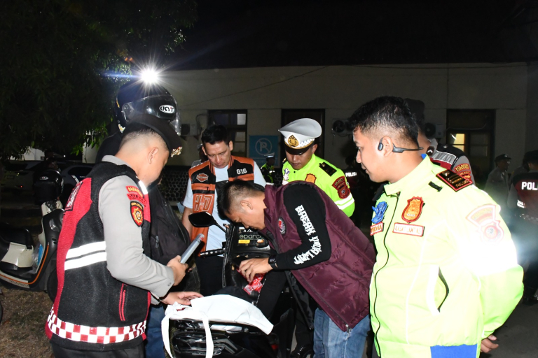 Patroli Gabungan Polresta Cirebon Amankan Ratusan Barang Bukti