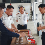Tingkatkan Keamanan, Kepala Rutan Manna Pimpin Penggantian Gembok Kamar Hunian