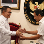 Dek Fadh dan Abu Paya Pasie Temui Menko Polkam di Jakarta