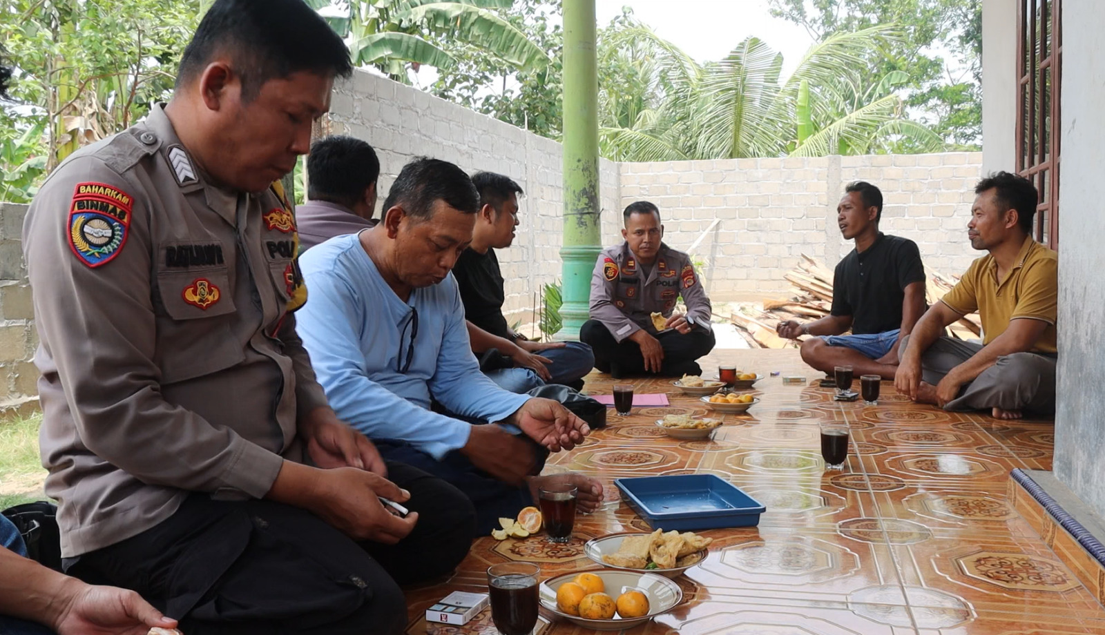 Kapolsek Candipuro Antar Motor Korban Penggelapan Gratis hingga ke Rumah
