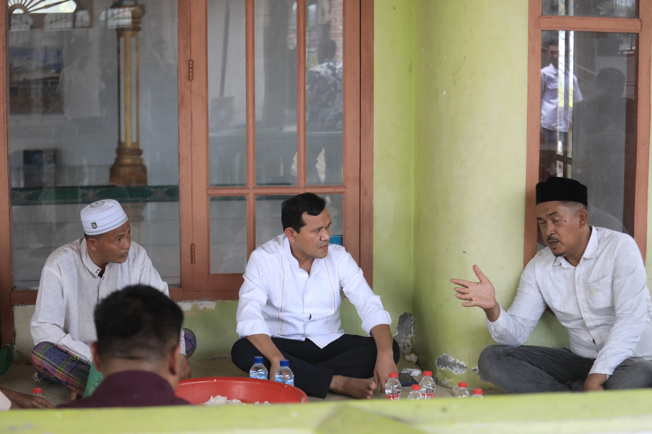 Wagub Aceh Dek Fadh Hadiri Maulid Nabi di Pidie